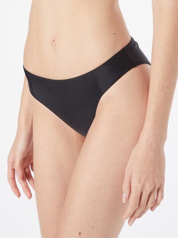 Casall Athletic Underwear in Black: front