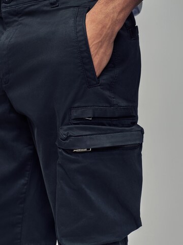 Next Loosefit Cargobyxa 'Utility' i svart