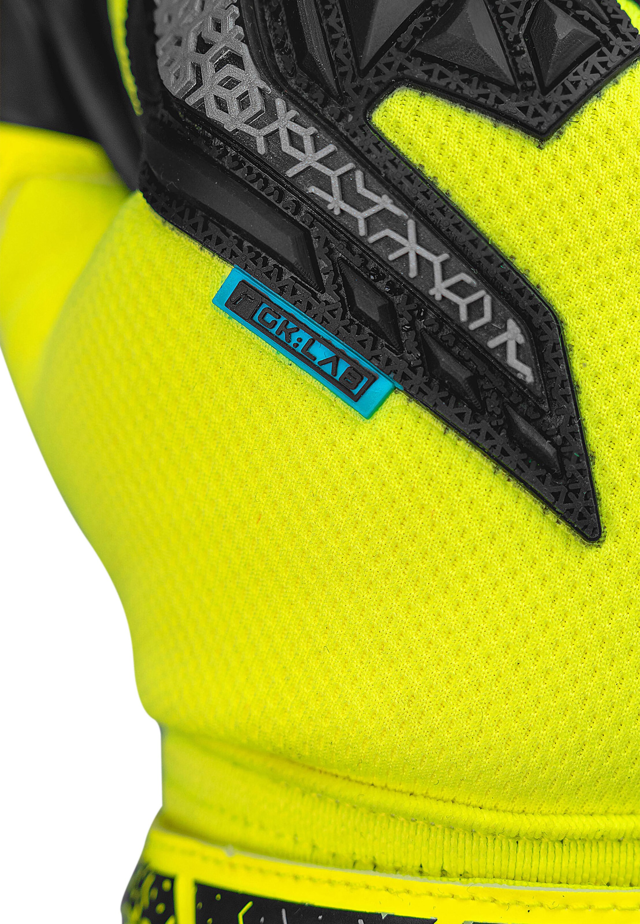 REUSCH Torwarthandschuhe 'Attrakt Freegel Silver' in Schwarz