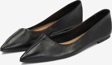 Kazar Studio Ballet Flats in Black