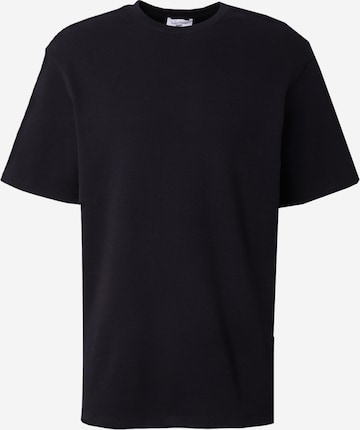 T-Shirt TRAPP en noir : devant