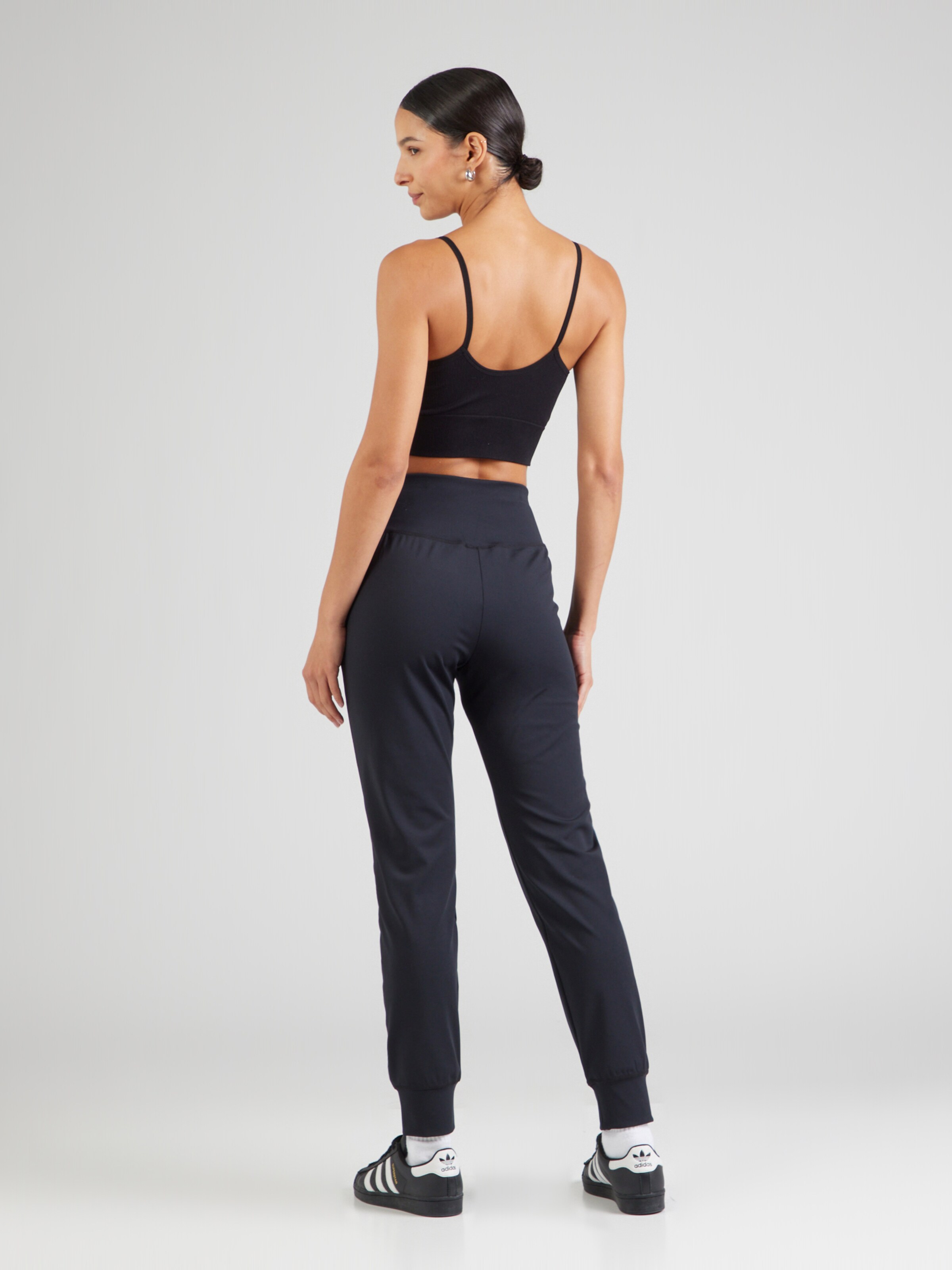 Champion Authentic Athletic Apparel Tapered Workout Pants in Black ABOUT YOU