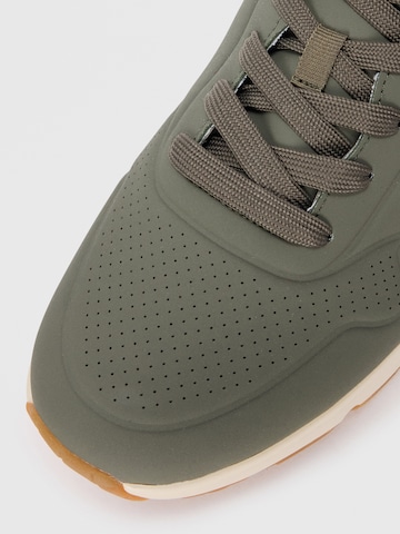 SKECHERSNiske tenisice 'UNO - SUITED ON AIR' - zelena boja