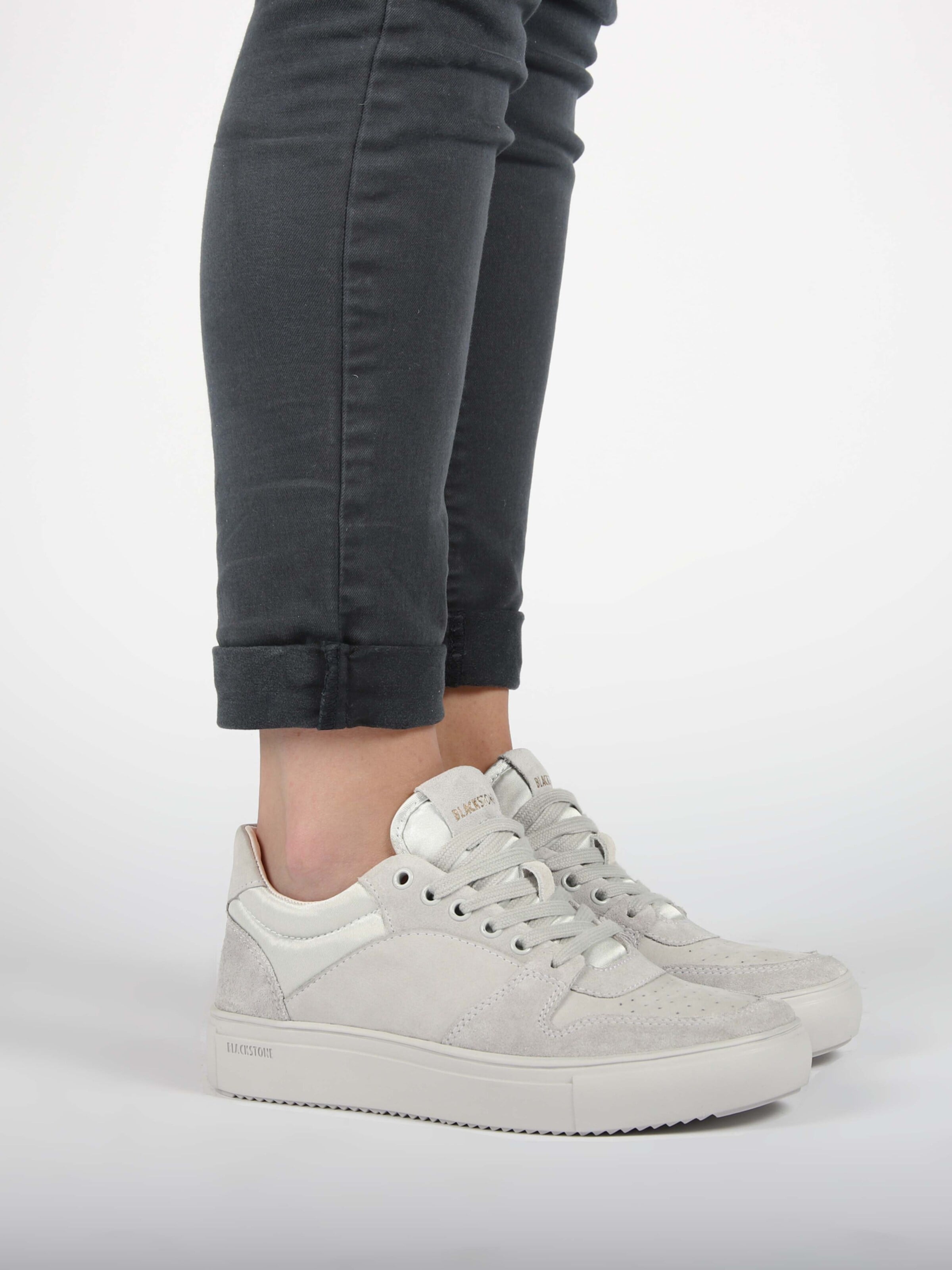 BLACKSTONE Platform trainers 'CASSIA' in Grey