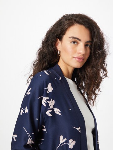 Veste mi-saison 'Maja' ABOUT YOU en bleu