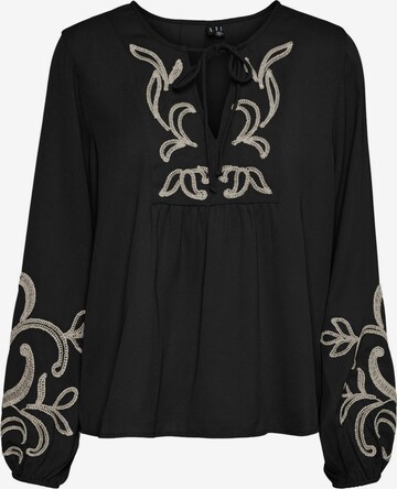 Vero Moda Curve Blouse 'Nora' in Black: front