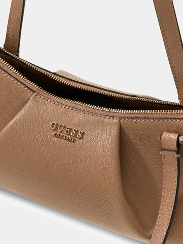 GUESS Schultertasche 'Amorette' in Beige