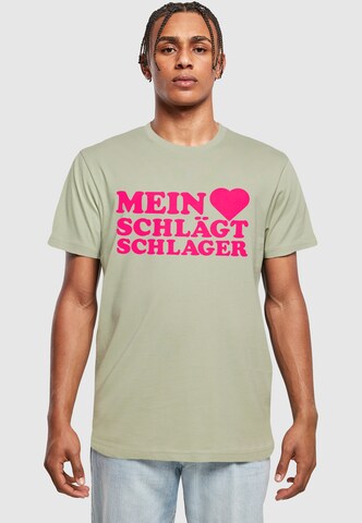 Merchcode T-Shirt in Grün: Vorderseite