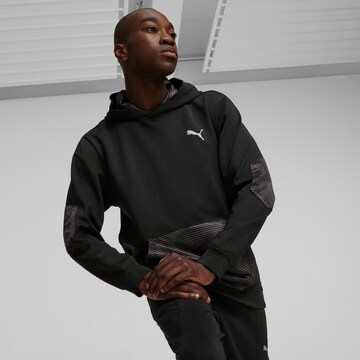 PUMA - Sweatshirt de desporto em preto