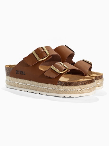 Bayton Pantofle 'ALCEE' – hnědá