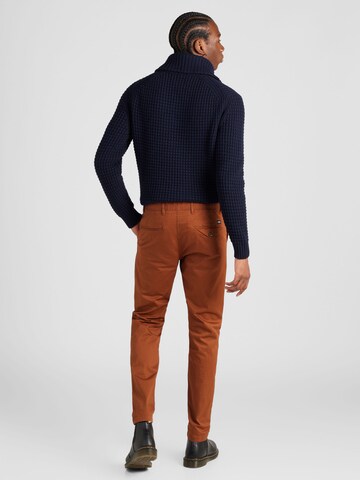 SCOTCH & SODA Štandardný strih Chino nohavice 'Mott seasonal essential' - Hnedá