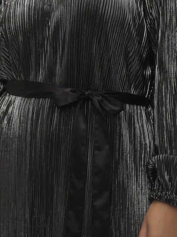 Vero Moda Curve Dress 'CELLA' in Black