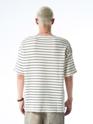 VAMOS CLO T-shirt 'Brownwood' i beige