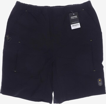 TIMBERLAND Shorts in 33 in Black: front