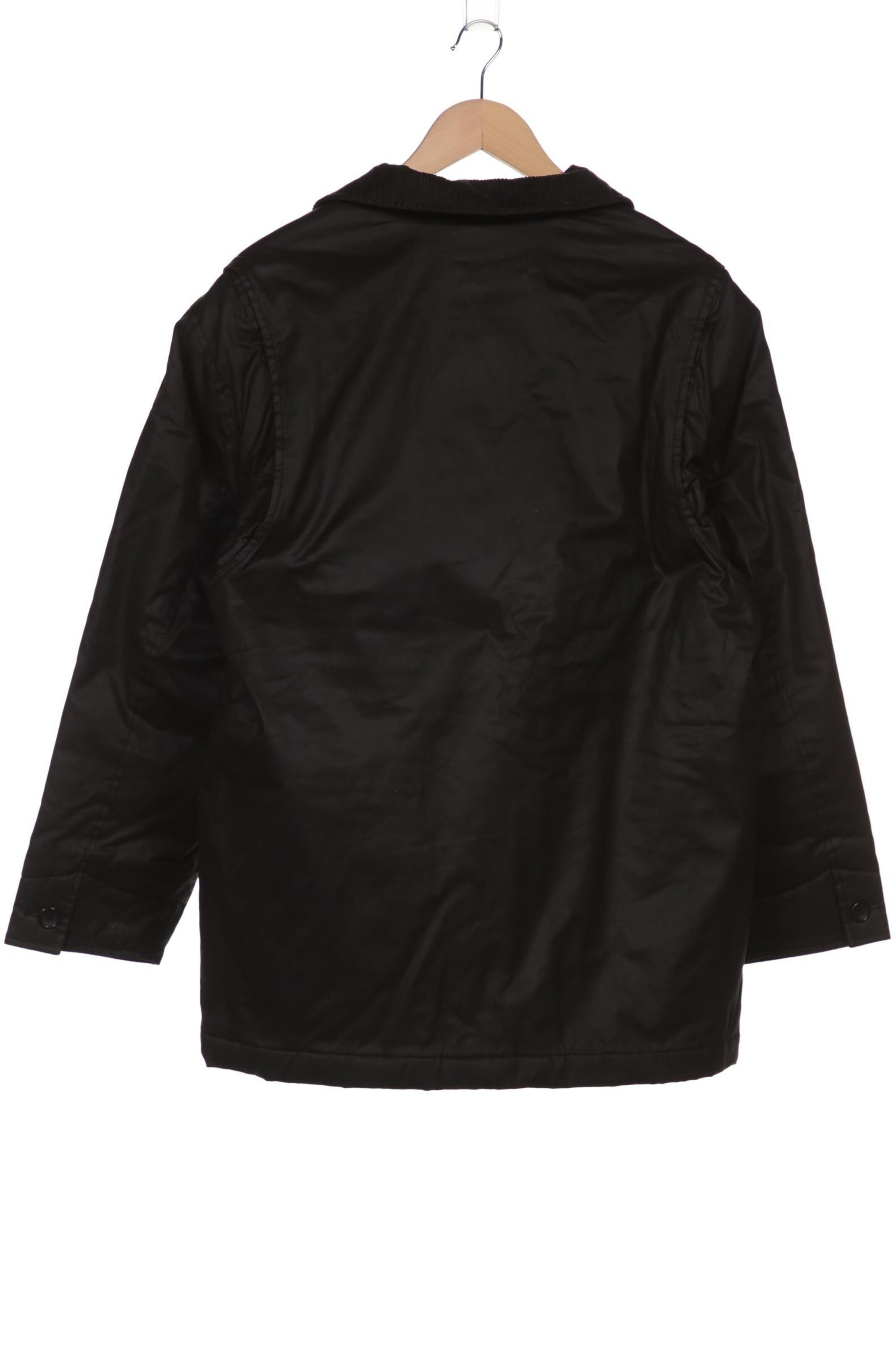 Closed Jacket & Coat in XXL in Black