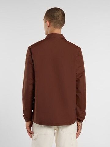 DICKIES Regular Fit Overgangsjakke 'Oakport Coach' i brun