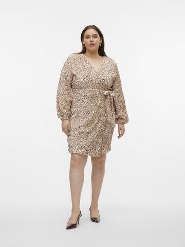 Vero Moda Curve Cocktailjurk in Beige