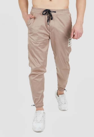 Tom Barron Regular Broek in Beige: voorkant