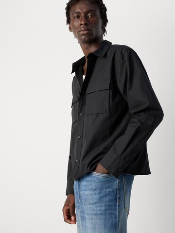 Calvin Klein Regularny krój Koszula w kolorze czarny