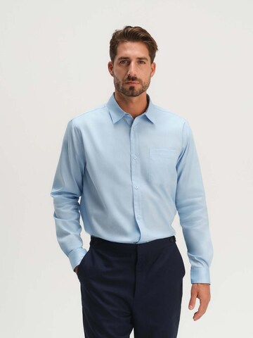 TRAPP Regular fit Button Up Shirt in Blue: front