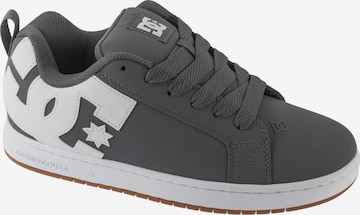 DC Shoes Rövid szárú sportcipők 'DC Court Graffik' - szürke: elől