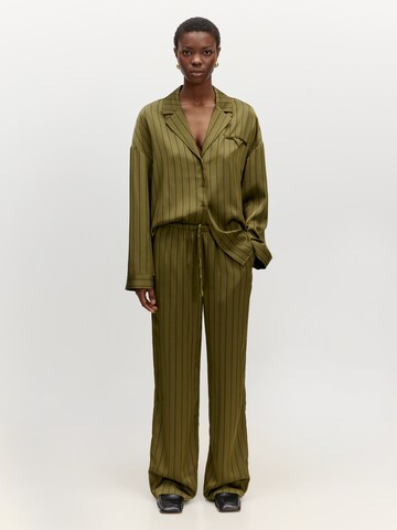EDITED Loose fit Pants 'Bjelle' in Green
