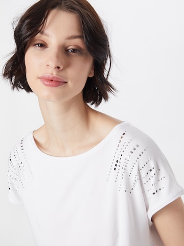 ABOUT YOU Shirt 'Hilde' in White