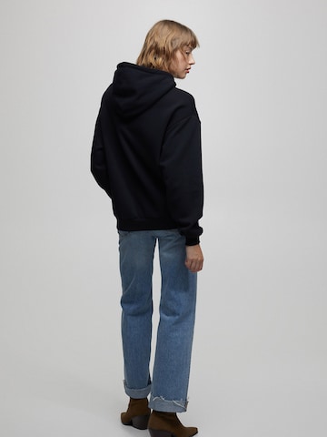 Pull&Bear Sweatshirt in Schwarz