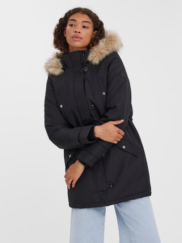 VERO MODA Talveparka 'Storm', värv must: eest vaates