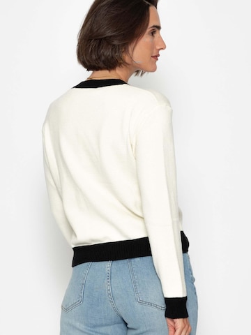 SASSYCLASSY Sweater in White