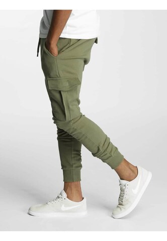 Effilé Pantalon cargo DEF en vert