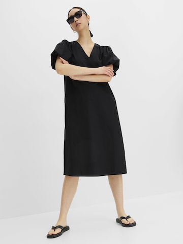bonprix Oversized jurk in Zwart: voorkant