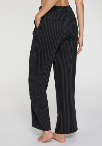 LASCANA Loose fit Pleat-Front Pants in Black