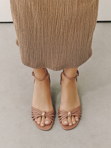 Next Sandalen met riem 'Forever Comfort' in Beige