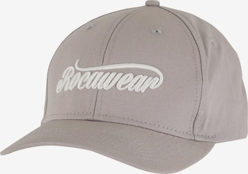 ROCAWEAR Cap in Grey: front