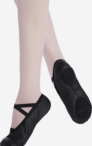 Tanzmuster Athletic Shoes 'Quinn' in Black: front
