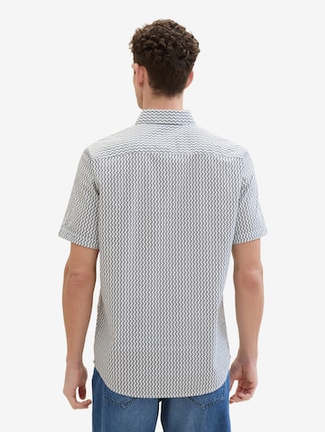 Coupe regular Chemise TOM TAILOR en blanc