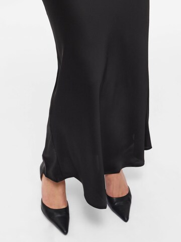 Jupe 'VISAHRA' VILA en noir