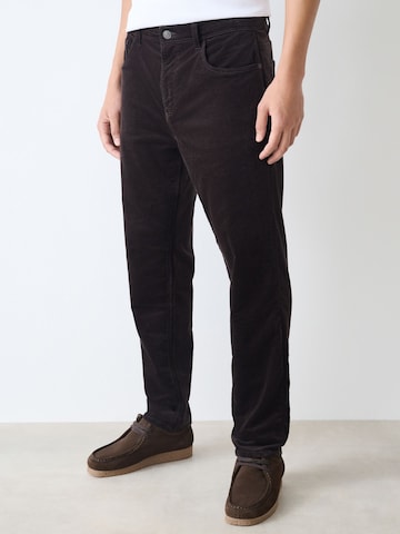 Next Слим Штаны в Красный: спереди