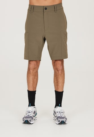 SOS Regular Shorts in Braun: predná strana