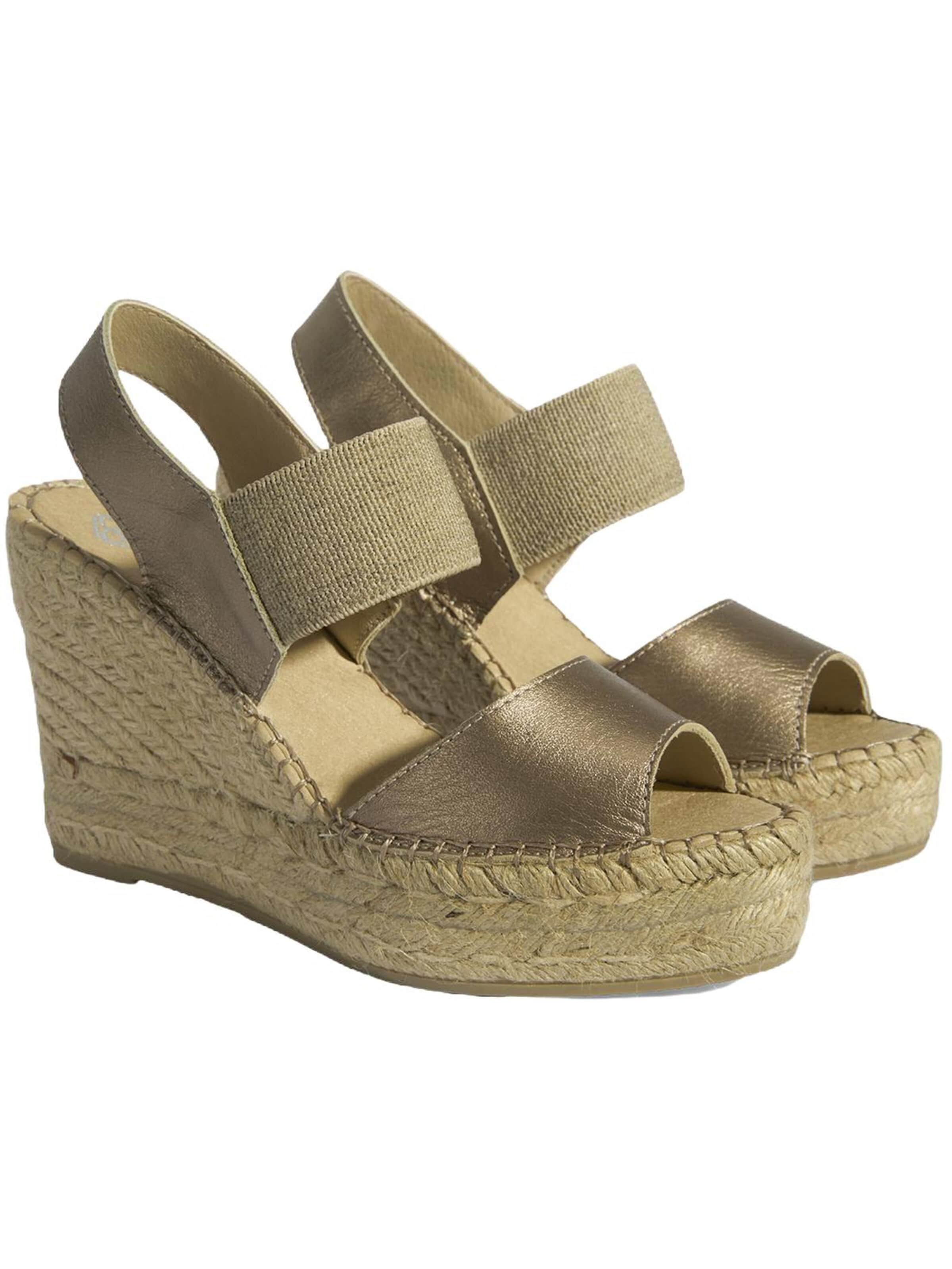 Desa Sandal 'Keil-Espadrilles' in Gold: front