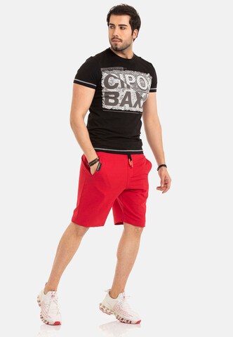 CIPO & BAXX Regular Shorts in Rot