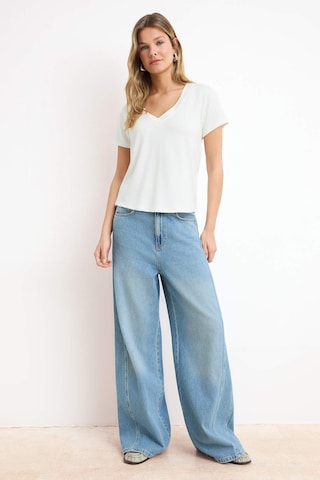 T-shirt Trendyol en beige