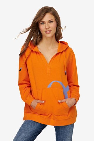LAURASØN Sweatshirt in Orange: front