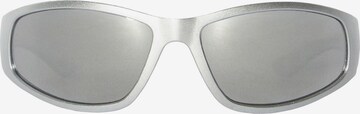 Bershka Sonnenbrille in Silber