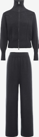 faina Pantsuit in Grey: front