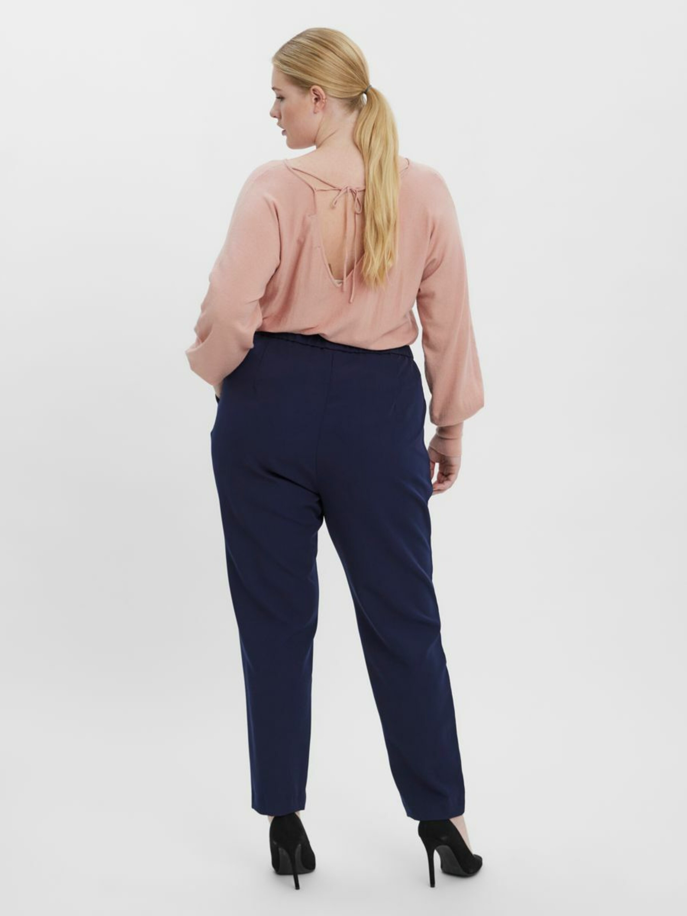 Grandes tailles Pantalon Vero Moda Curve en Bleu 