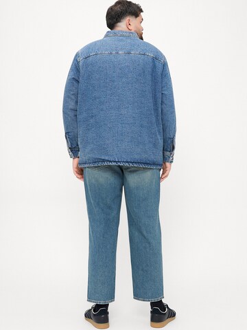 Jack & Jones Plus Comfort fit Between-Season Jacket 'JORJAMES' in Blue