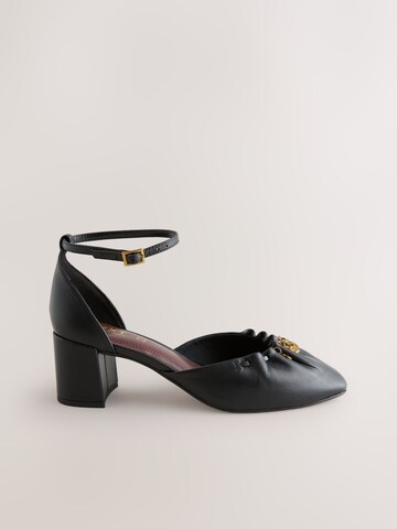 Pumps de la Next pe negru