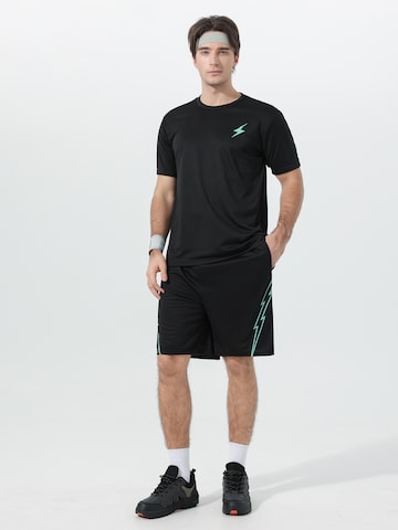 YOUTHUP Tracksuit in Black